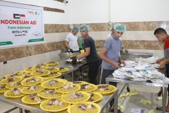 Dompet Dhuafa salurkan bantuan makanan bagi penyintas Gaza Pelestina