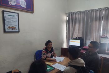 LPKA Kelas II Palu beri pembebasan bersyarat salah satu anak binaan