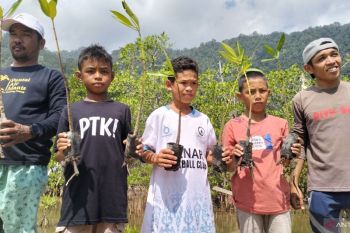 Ikhtiar menjaga ekosistem pesisir untuk kemandirian maritim