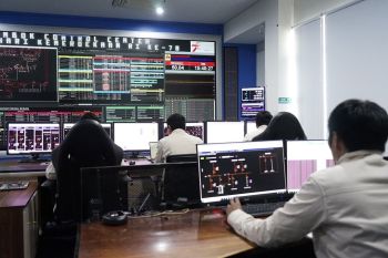 Hadapi Cuaca Ekstrem, PLN Imbau Masyarakat Gunakan Listrik Secara Aman