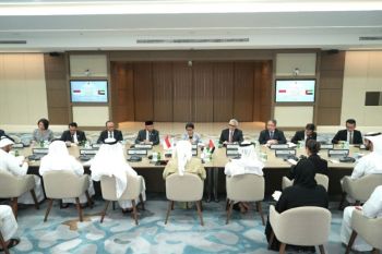 Indonesia, UAE FMs lead joint commission meeting, discuss Gaza