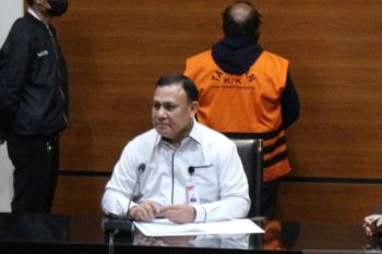 Mantan penyidik KPK menyebut tak ada alasan Firli untuk mangkir