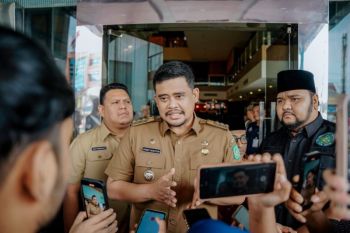 Bobby Nasution cari tanggal cantik kembalikan KTA PDI Perjuangan