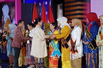 LIPSUS - Pertama di Kalsel, Bunda PAUD Banjar Nurgita Tiyas raih Wiyata Dharma Utama