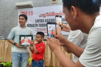 Ketua Umum PSI Kaesang sebut kesejahteraan guru harus berimbang dengan pemenuhan gizi anak