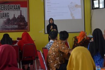 EF Kids &amp; Teens adakan pelatihan bahasa Inggris bagi guru