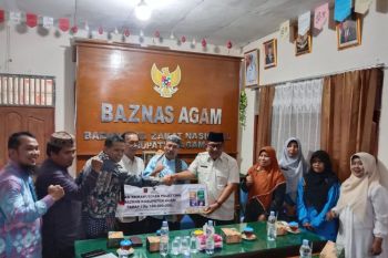 Baznas Agam salurkan bantuan tahap pertama Rp150 juta bagi warga Palestina