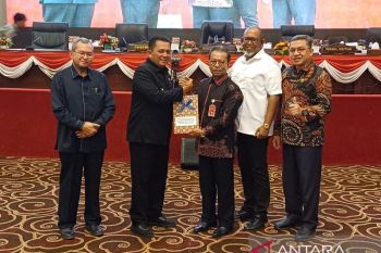 DPRD dan Pemprov Kepri sahkan APBD 2024 sebesar Rp3,42 triliun