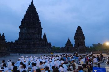 Ditjen Bimas Hindu dan umat gelar doa bersama untuk Palestina