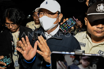 Ketua Komisi IV DPR RI diperiksa KPK