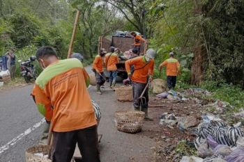 DLH Gunungkidul mengeluarkan SE tentang gerakan bersih kali cegah banjir