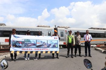 KAI Daop 6 Yogyakarta sosialisasikan perlintasan sebidang di Kulon Progo