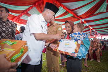 Bupati Muba jenguk Anira yang terbebas dari stunting