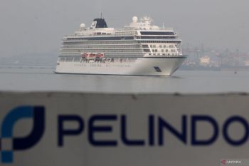 Kapal pesiar Viking Orion singgah di Surabaya