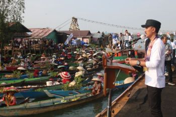 LIPSUS - Festival Pasar Terapung upaya lestarikan budaya dan dorong pariwisata
