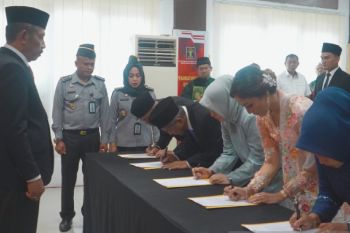 Kemenkumham Sumbar tekankan pentingnya integritas bagi notaris