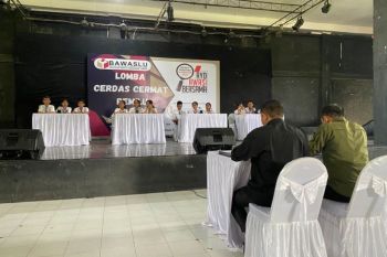 Bawaslu NTT gelar cerdas cermat pemilu antar-SMA di Kota Kupang