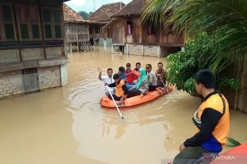 Polres OKU ingatkan warga waspadai banjir dan  tanah longsor