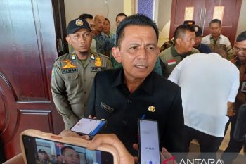 Gubernur Ansar larang pengangkatan PTT dan THL