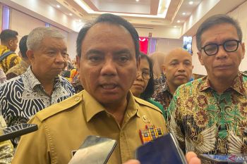 Pj Gubernur Sultra larang ASN berfoto dengan pose tertentu jelang Pemilu 2024