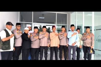 Silaturahmi Kaops NCS Polri, Ustaz Somad serukan jaga ketertiban jelang Pemilu