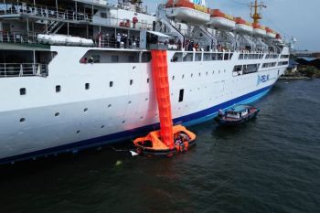 Kapal Pelni pasang alat keselamatan baru jelang periode Natal 2023 dan Tahun Baru 2024