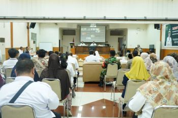 Pemkab Muara Enim bahas strategi  percepat pengentasan kemiskinan
