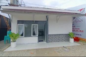 Warga di Pekanbaru menangis rumahnya dibedah