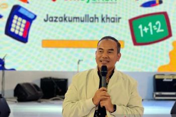 Murid MIN Tanjungpinang dan TK IT Tunas Ilmu antusias buka tabungan Simpel BRK Syariah