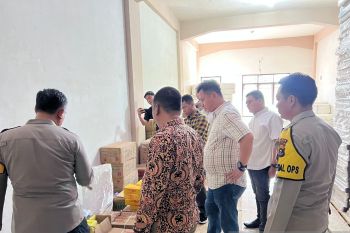 Polres OKU jaga gudang  logistik Pemilu 2024