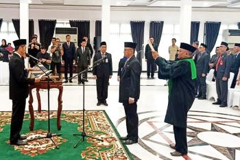 Pj Bupati Barito Utara resmi melantik Pj Sekda Jufriansyah