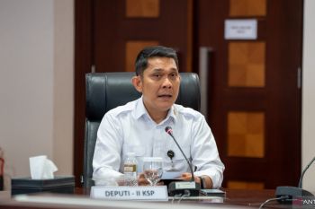 Govt steadfastly supports accelerating teachers' welfare: Official