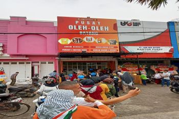 Mantan Bupati Batang Yoyok dirikan ruko pengembangan UMKM gratis