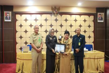 Pemkab Kulon Progo mendorong OPD tingkatkan kinerja pelayanan publik