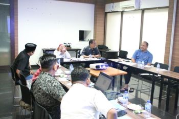 DPRD - Disnakertrans bahas Percepatan Pembentukan Pengadilan Hubungan Industrial