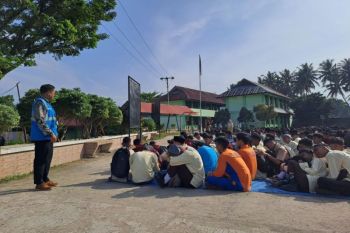 Ratusan siswa SMK 1 Sumbar berkumpul, PLN kenalkan PLN Mobile