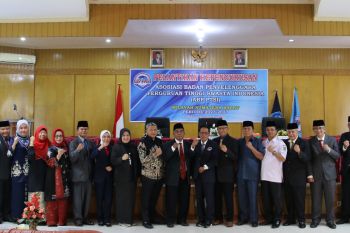 Ketua Umum Pengurus Pusat ABP-PTSI kukuhkan Pengurus ABP-PTSI Sumbar 2023-2027