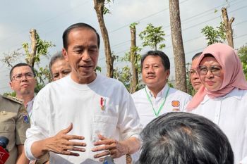 Jokowi tolak tanggapi kritik Megawati tentang Orde Baru