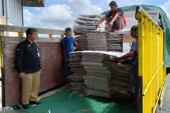 KPU Purbalingga terima 2.000 kotak suara