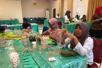 Disperindag Sulsel melakukan pendampingan dorong kerajinan berdaya saing