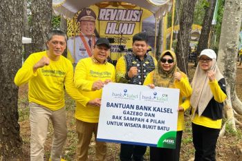 Bank Kalsel bangun Gazebo di Wisata Bukit Batu
