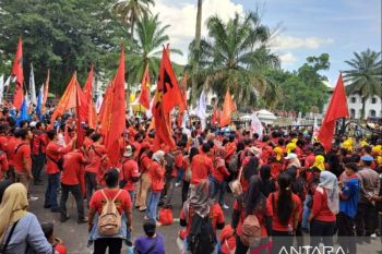 Apindo Jabar berharap upaya relokasi berhenti usai penetapan UMK 2024