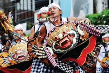 Parade Budaya Sambut HUT Kota Tabanan