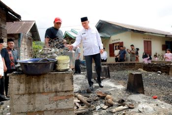 Kunjungi Korban Kebakaran, Sabar AS Minta Baznas Bantu Program Bedah Rumah