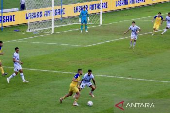 Borneo  curi poin di markas Barito Putera