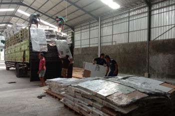 KPU Kabupaten  Banyumas terima kotak suara Pemilu 2024