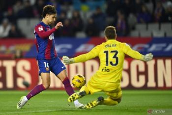 Pemain Joao Felix cetak gol saat Barcelona taklukkan Atletico