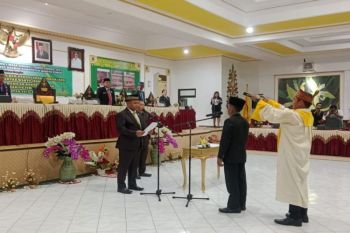 Kasno resmi jadi anggota DPRD Bartim