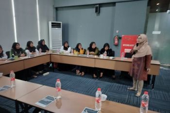 Dosen PCU Manfaatkan Dana Hibah Latih Desa Penghasil Rumput Laut di Sidoarjo
