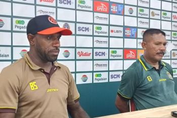 Pelatih Persewar Eduard Ivakdalam akui Persipura Jayapura bermain bagus